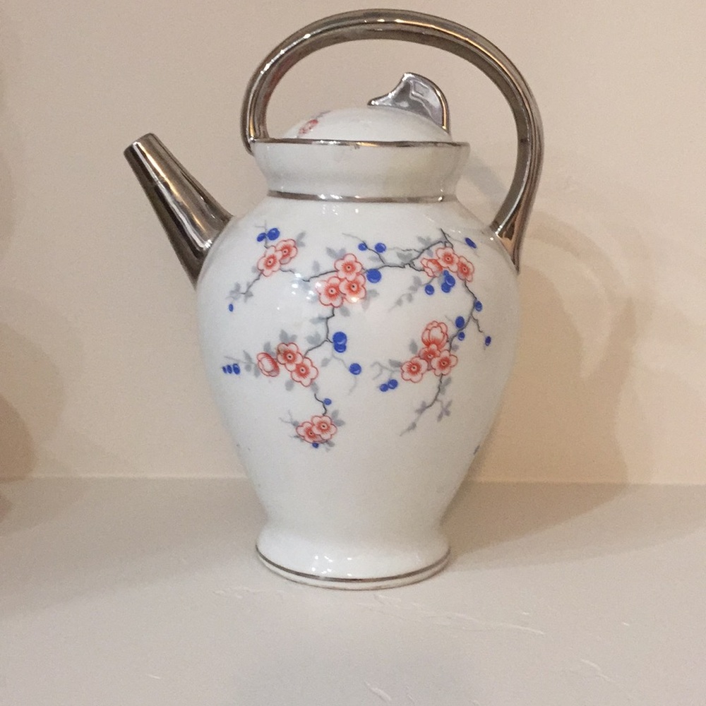 Limoges Coffee/Tea Pot vintage